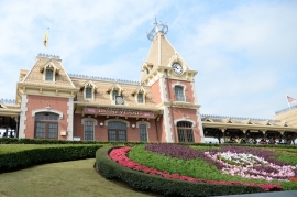 disney entrance